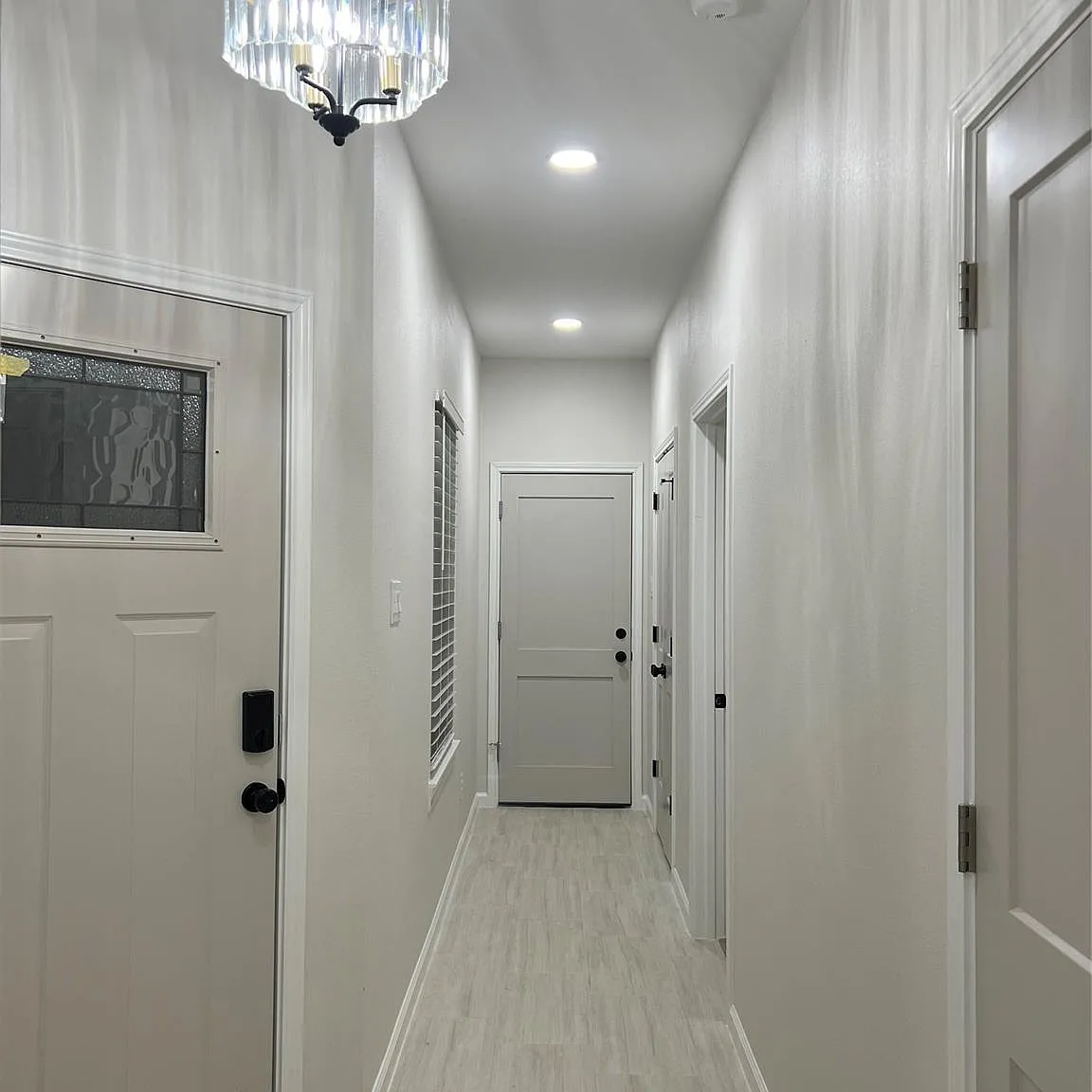 3 bed, 2.5 bath, 1840 sqft, $2,195 — Photo 2