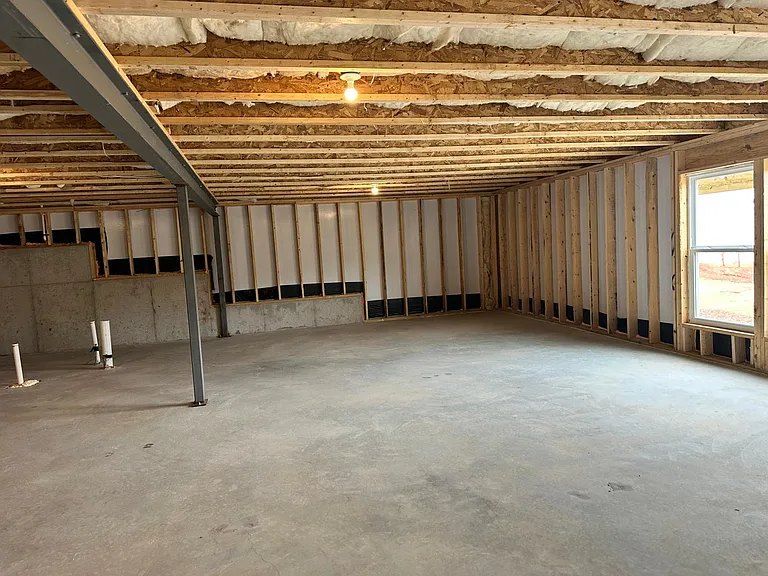 335 Port Way — Photo 22