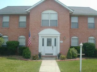 1106 Heatherwood Dr, O Fallon, IL