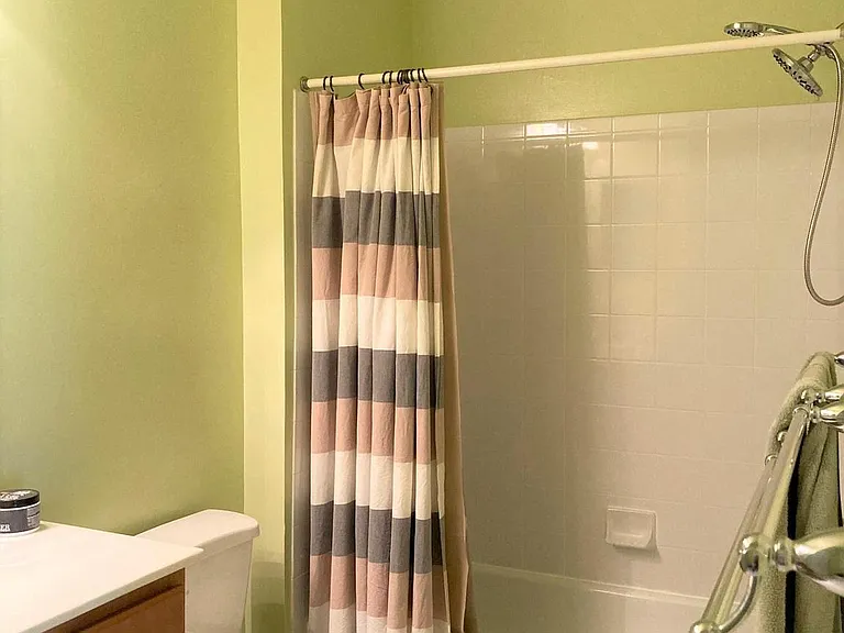 1509 N Point Dr #303 — Photo 13