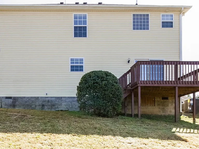 7835 Rainey Dr — Photo 18