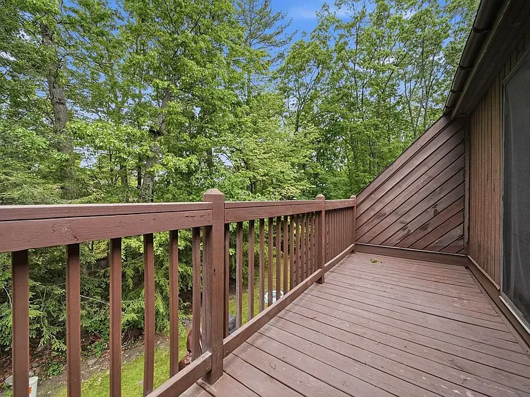 25 Silverton Dr — Photo 20