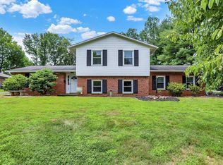 700 E Concord Dr, Ellettsville, IN 47429