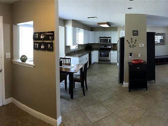 2nd image of 670 San Roy Dr S