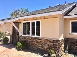 714 W 20th St APT B, Costa Mesa, CA 92627