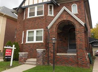 920 Nottingham Rd, Grosse Pointe Park, MI 48230