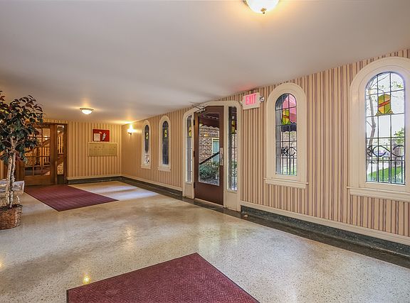 3rd image of 75 E Harris Ave APT 2C