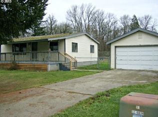172 Gaddis St, Glendale, OR 97442