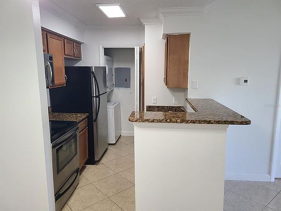 3rd image of 238 Afton Sq Unit 306