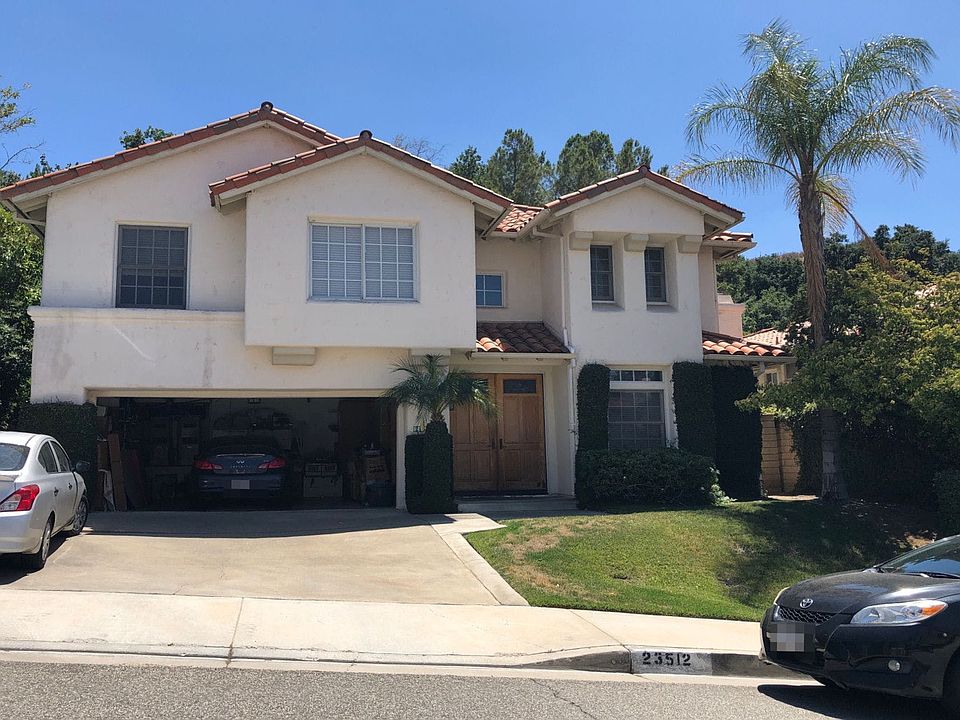 1st image of 23512 Heritage Oak Ct