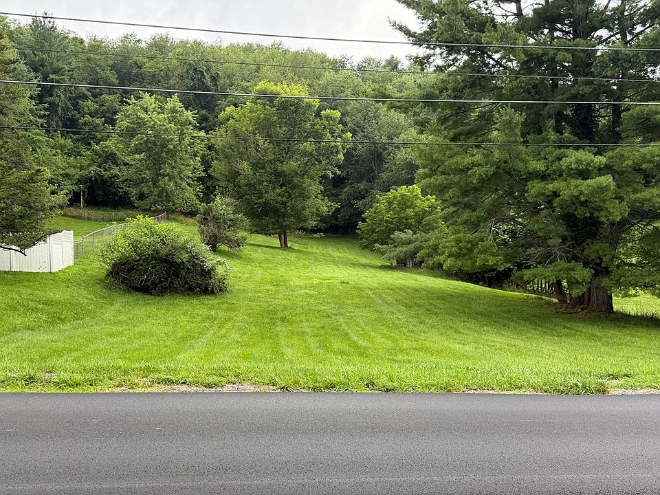 2nd image of Fincastle Tpke
