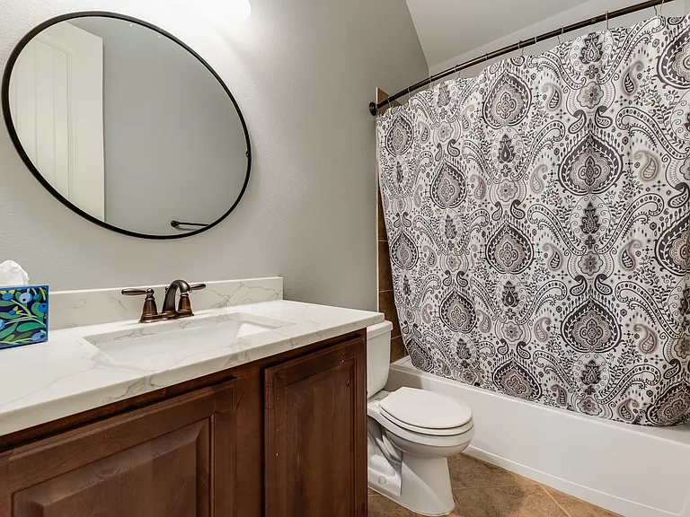 2112 Benjamin Creek Dr — Photo 29