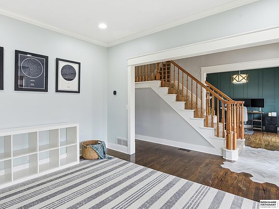 5th image of 6108 S 176th St