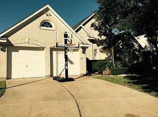 9526 Skipping Stone Ln, Houston, TX 77064