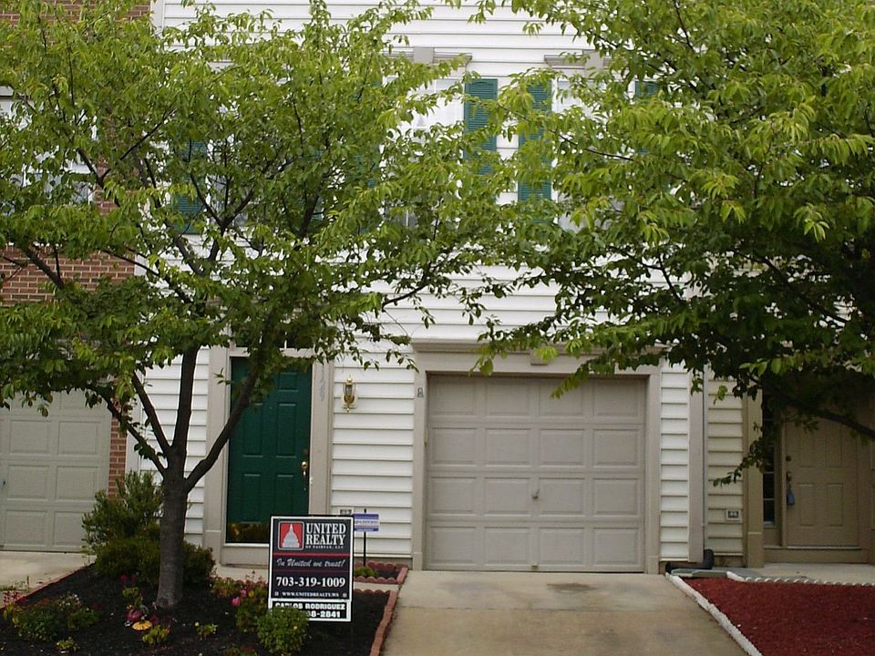 1st image of 1129 Cypress Tree Pl