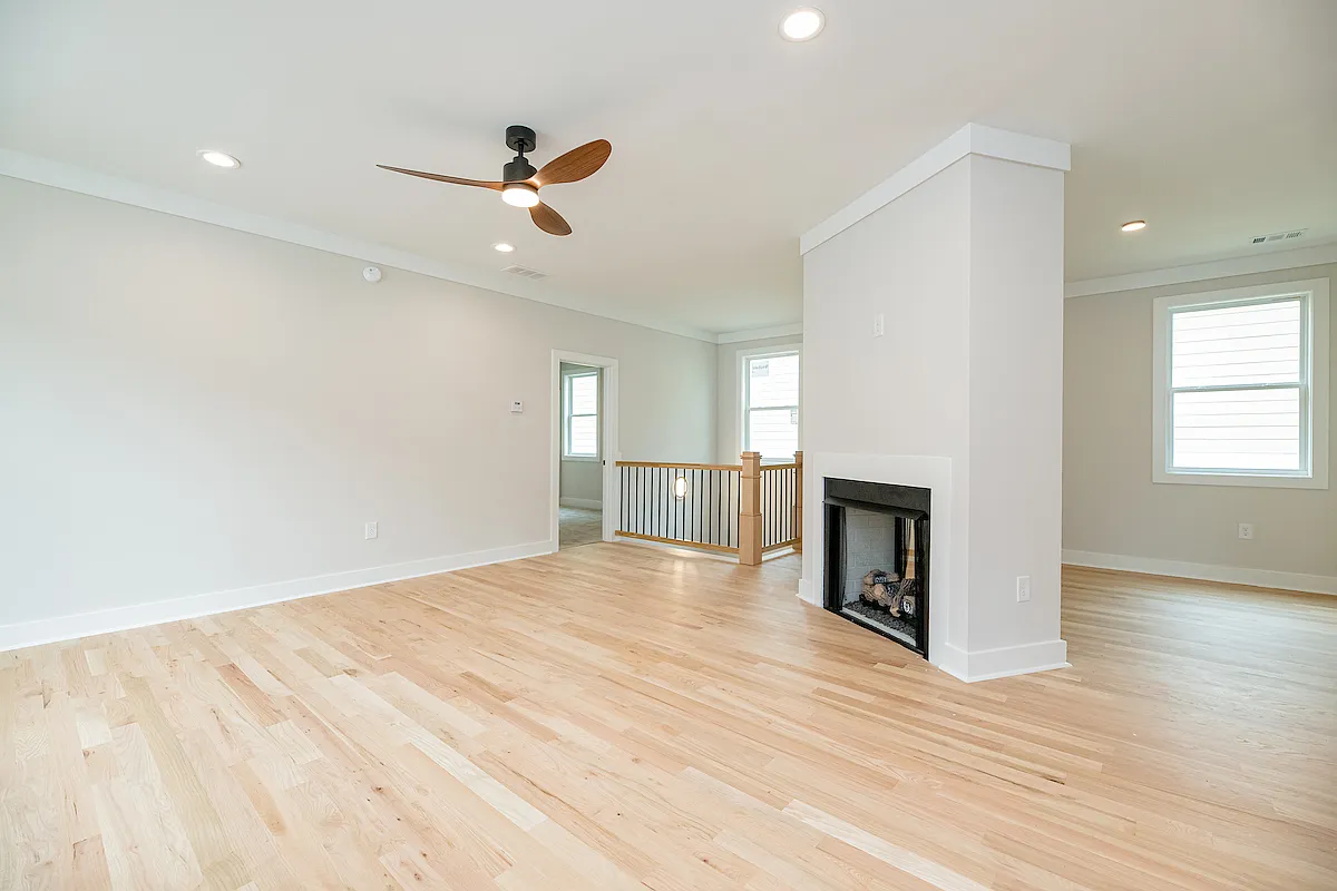 3 bed, 2.5 bath, 1791 sqft, $3,300 — Photo 4