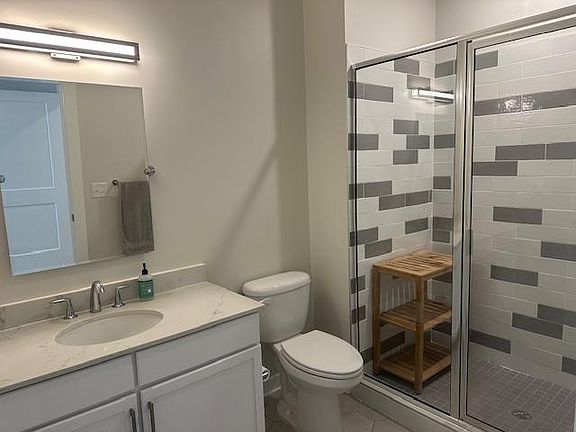 4th image of 111 Railroad Ave #401F