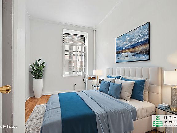 4th image of 411 W 48th St APT 1FW
