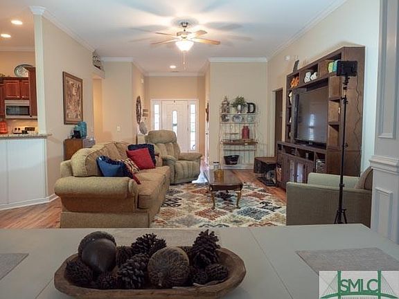 4th image of 347 Brighton Woods Dr