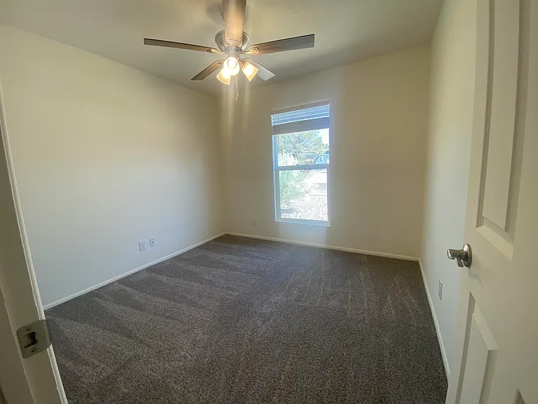 10501 Delicado Pl NE — Photo 11