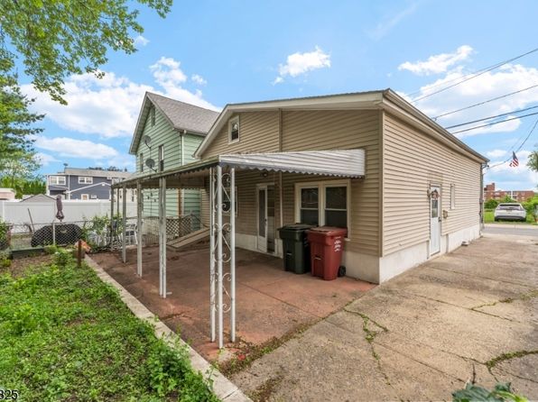33 Humbert St, Nutley Twp., NJ 07110
