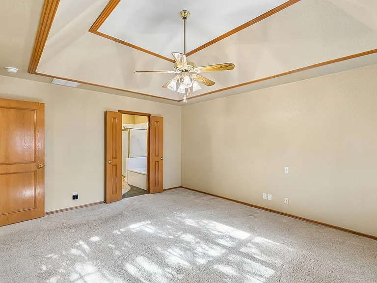 1820 Chelsea Dr — Photo 21