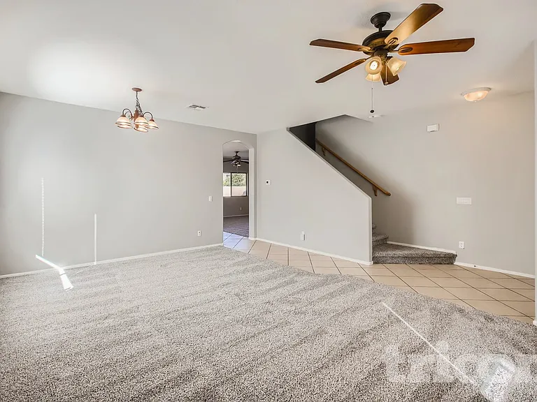 5030 W Glass Ln — Photo 4