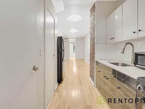 4th image of 284 Powers St #301L