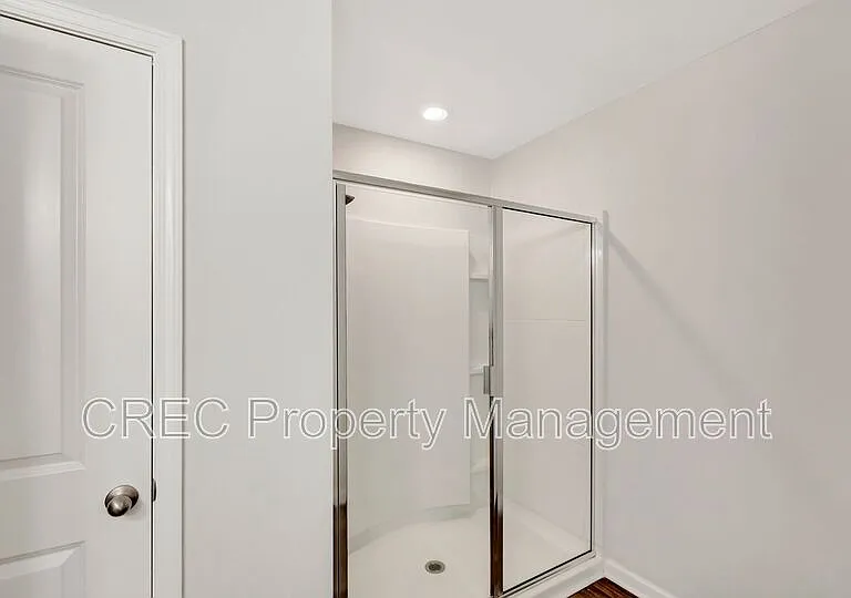 575 Wayton Cir — Photo 16