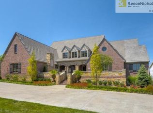 3716 W 140th St, Leawood, KS 66224