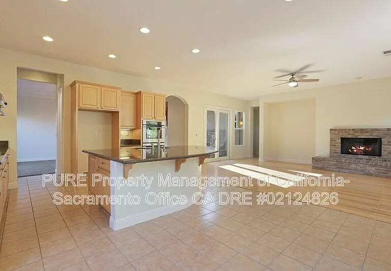 1143 Bevinger Dr — Photo 12