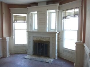 332 Hyde Ave, Council Bluffs, IA 51503