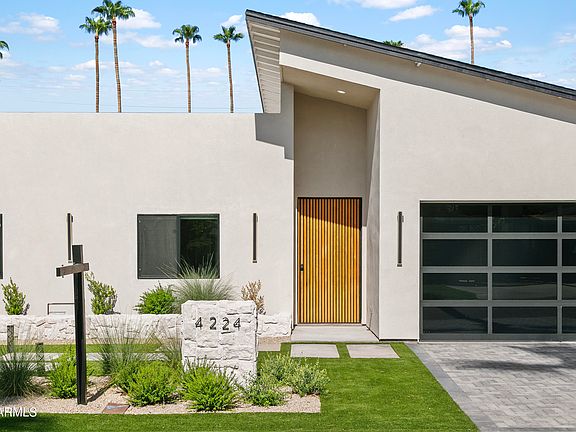 3rd image of 4224 N 35TH Place