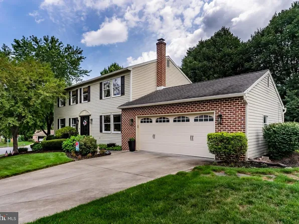 3501 Raintree Ln, Mechanicsburg, PA 17050