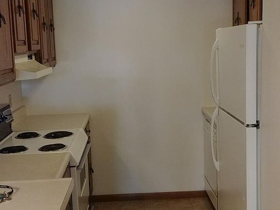 2nd image of 2803 17th Ave S APT 8