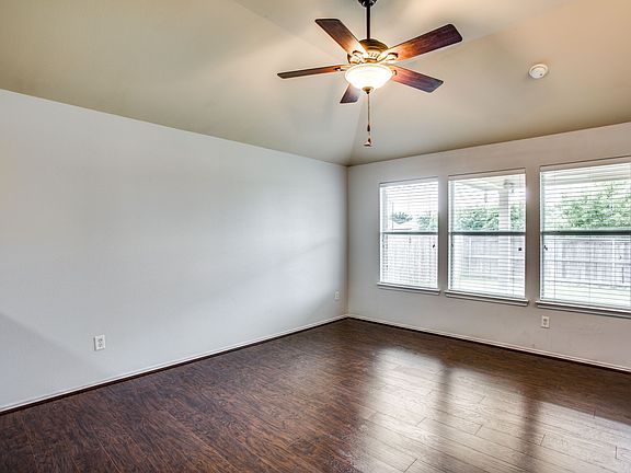 1117-mt-olive-ln-forney-tx-2-High-Res-6.jpg