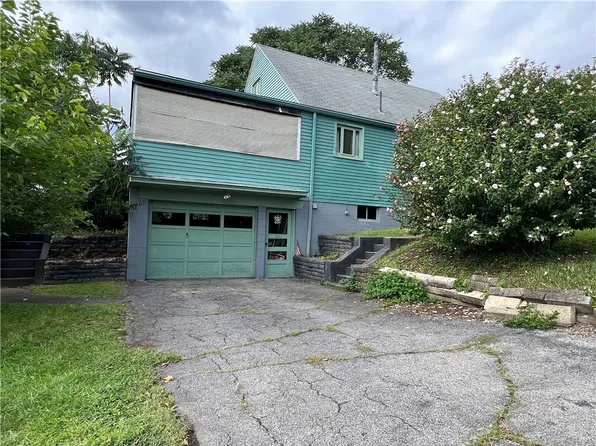 1051 Minnesota Ave, Glassport, PA 15045