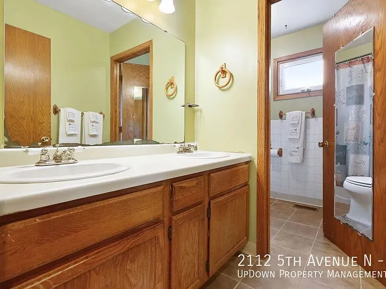 2112 5th Ave N #1 — Photo 4
