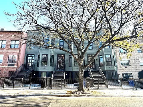1216 Halsey St #3 Photo 1