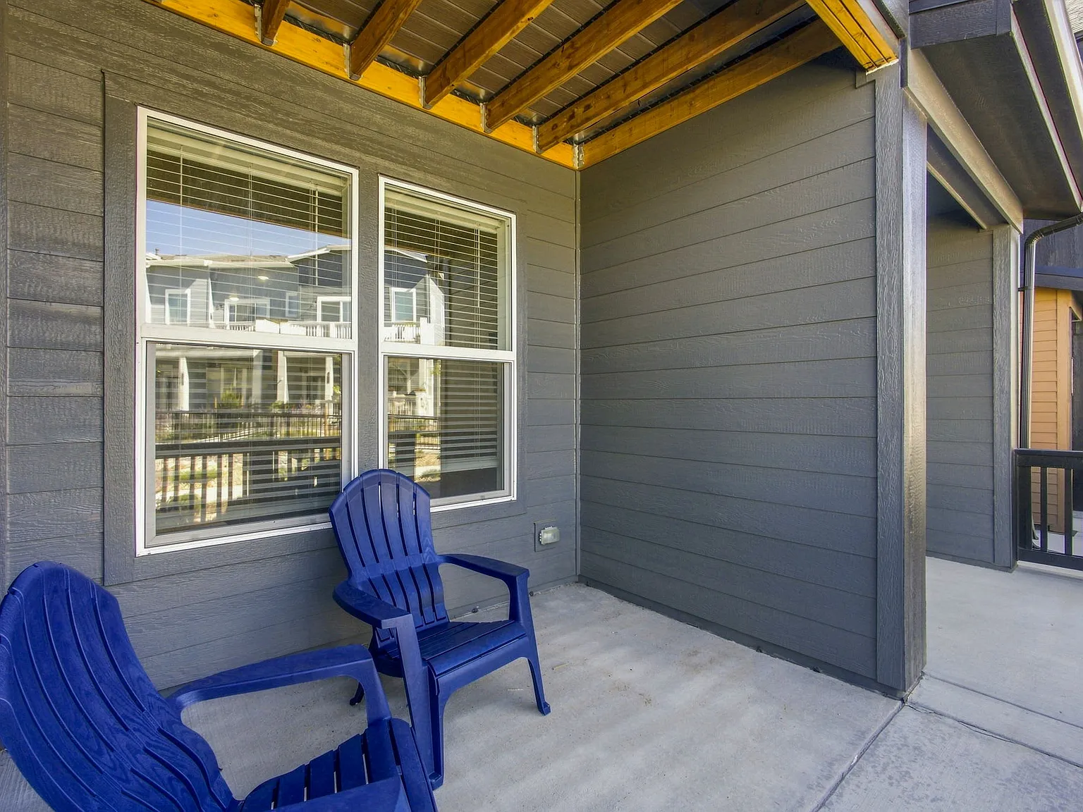 2 bed, $4,400 — Photo 4