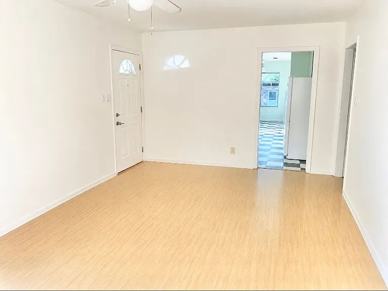 4700 Glenhaven Cir — Photo 14