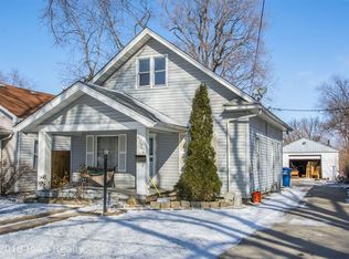 2102 Lyon St, Des Moines, IA 50317