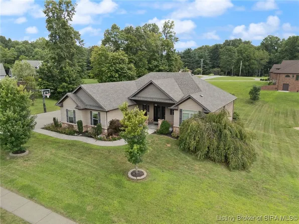 2981 Crescent Hill Drive NE, Corydon, IN 47112