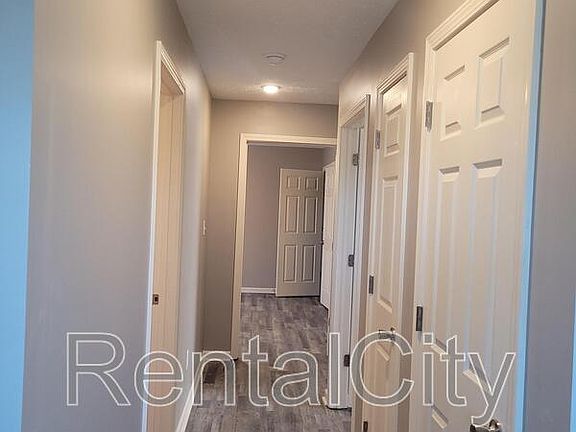 2nd image of 534 Dana Ave