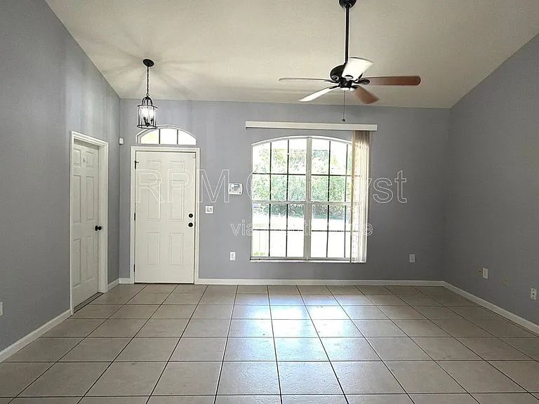 477 Sevilla Ave — Photo 5