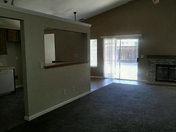 3rd image of 144 Paramatta Dr