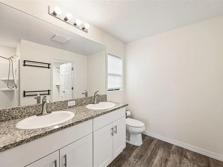 12401 Streambed Dr — Photo 16