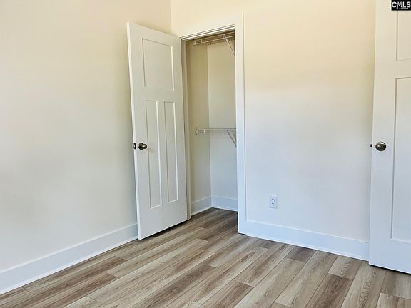 3rd image of 119 Balis Farm Cir