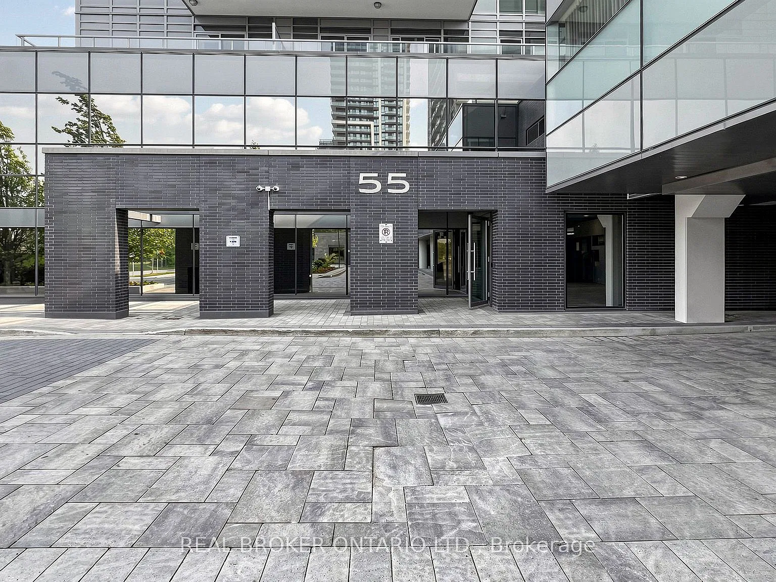 2 bed, $2,300 — Photo 4