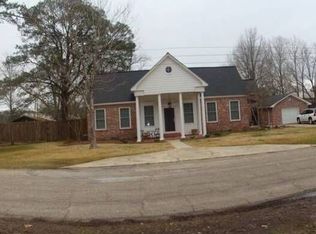 202 Poplar St, Sumrall, MS 39482